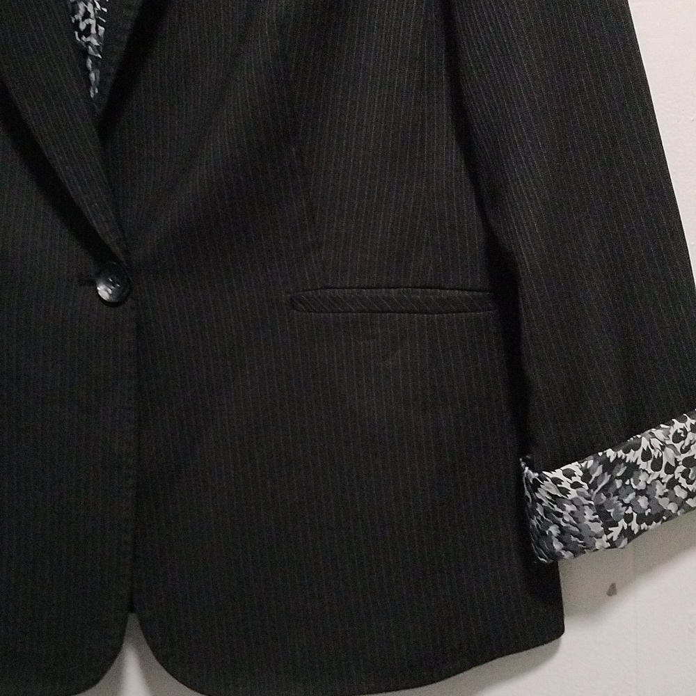 Nine West Single Button Suit Jacket Size 8 - image 5